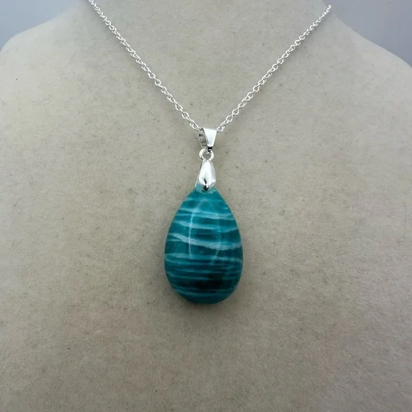Zebra Amazonite Teardrop Pendant on Silver Plated Box Chain - Picture 6 of 7